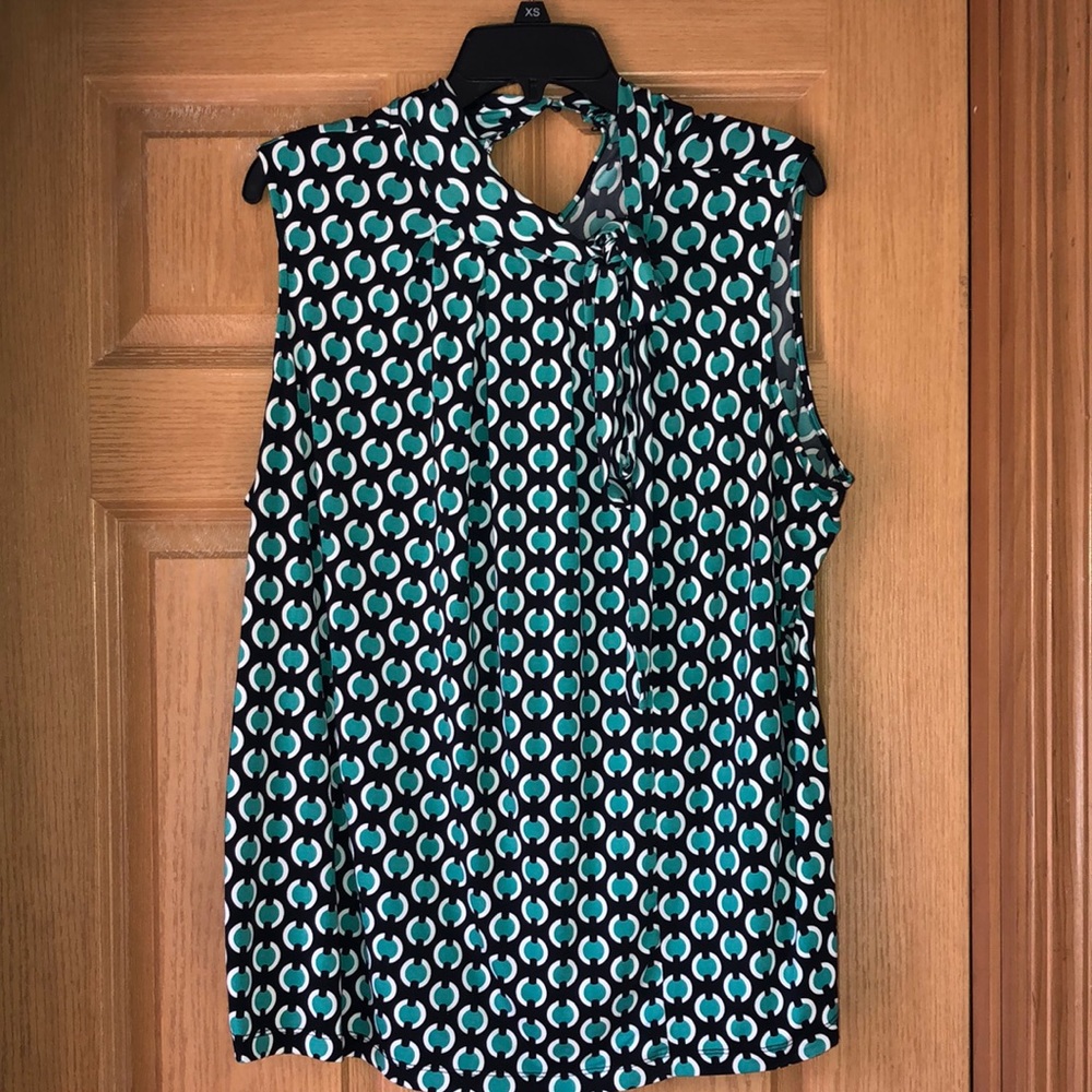 Worthington Asymmetric Top